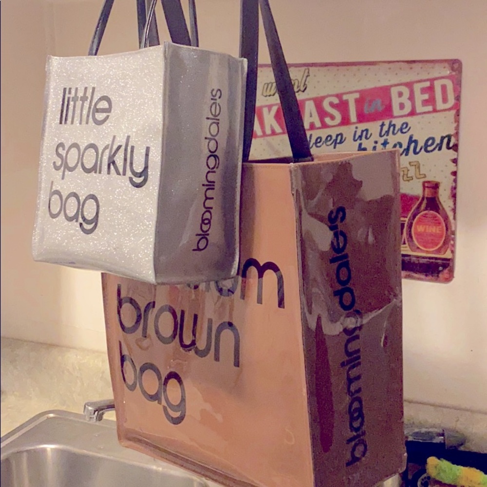 Bloomingdales reusable plastic tote bags